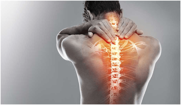 nugaros skausmo simptomai
