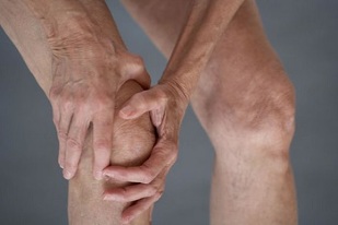 kelio sąnario artrozės požymiai ir simptomai